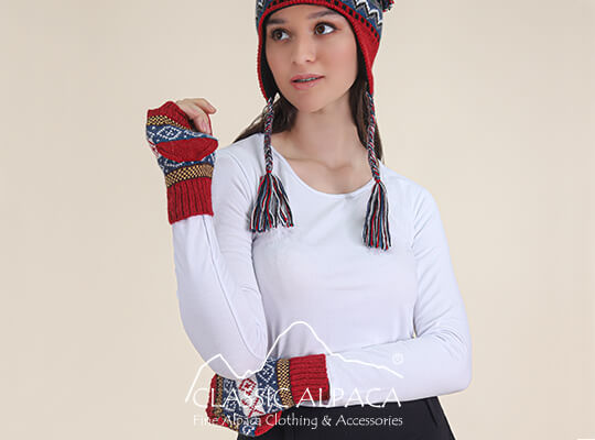 Andean Alpaca Glittens with broach