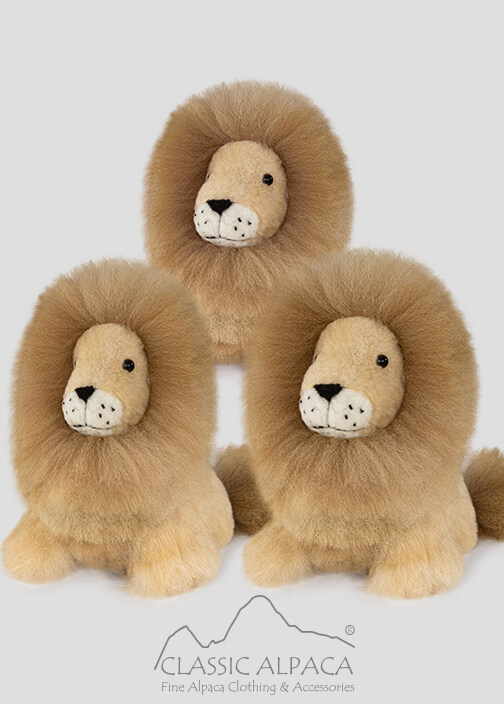 Alpaca Fur - Cushing Lion Ornament 11 Inches